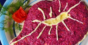 Mistrzyni sałatek: przepisy kulinarne ze zdjęciami Jak dodać orzechy do sałatki
