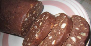 Sosej coklat diperbuat daripada biskut